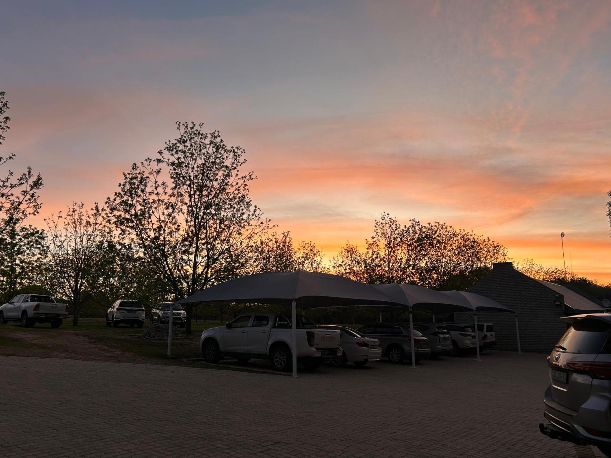 At The River Guest House Kroonstad Exterior photo